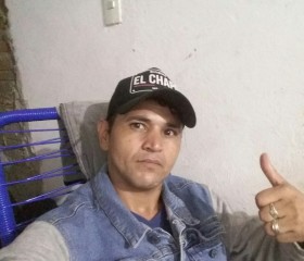 Víctor, 33, Asuncion