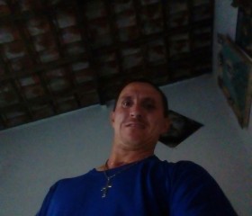 Angelino Leandro, 35, Aguas de Lindoia