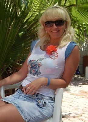 Ольга, 43, Россия, Галич