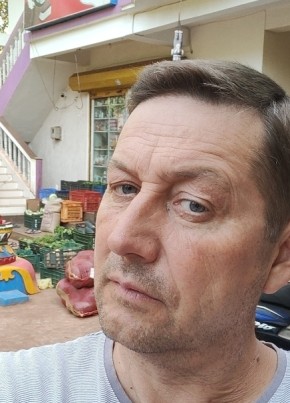 DMITRII, 54, Indonesia, Ubud
