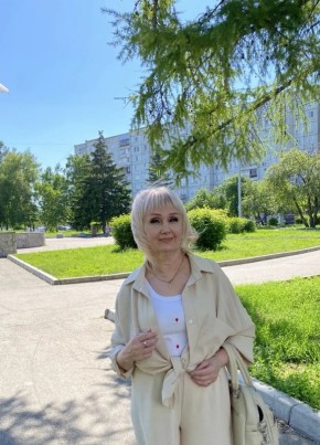 Оксана из Красноярска 55 лет