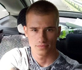 Ilya, 20, Saint Petersburg