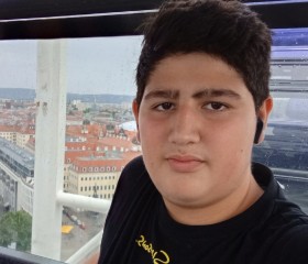 Riad, 20, Baku