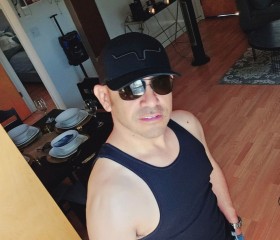 Eduardo, 45, Fresno (State of California)
