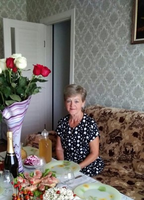 Людмила, 68, Россия, Череповец