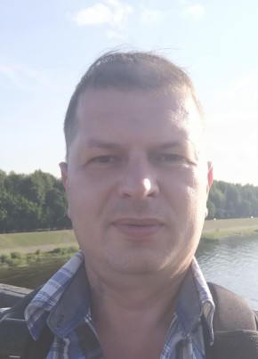 Максим из Твери 44 года