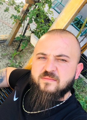 Mustafa, 27, Türkiye Cumhuriyeti, Isparta