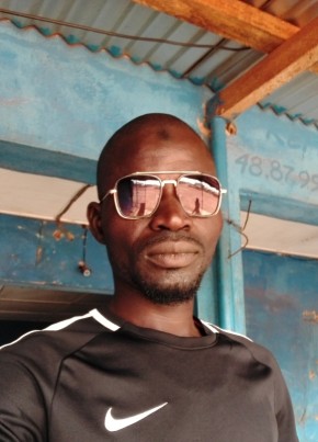Cheick Souleyman из Abidjan 30 лет
