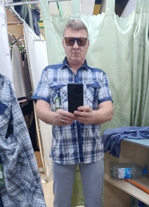 Игорь из Дзержинска 51 год