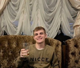 Олег, 21 год, Петергоф