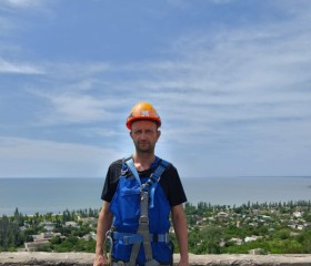 Игорь, 42 года, Зеленогорск (Красноярский край)