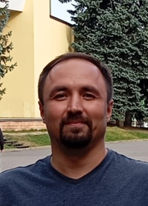 Дмитрий из Великого Новгорода 38 лет