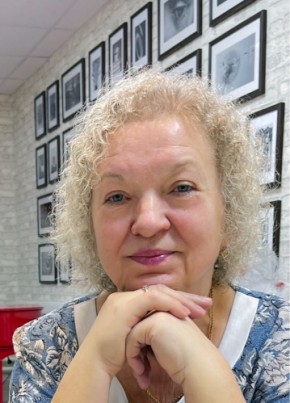 Алена из Нижневартовска 62 года
