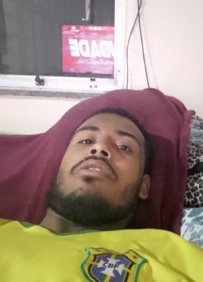 Renan Douglas из Belém (Pará) 24 года