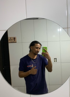 Clairton Silva из Boa Esperança 22 года