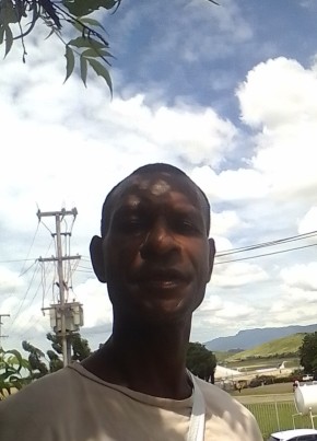 Robin  Wainetti, 44, Papua New Guinea, Port Moresby