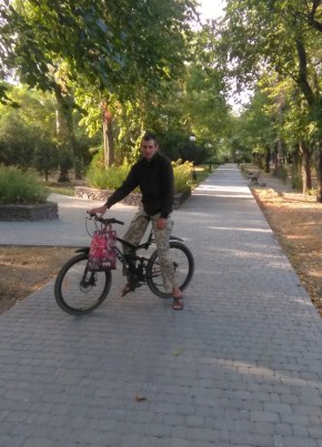 Sergey, 32, Україна, Нова Каховка