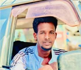 Abdi Kaafi, 25 лет, Muqdisho