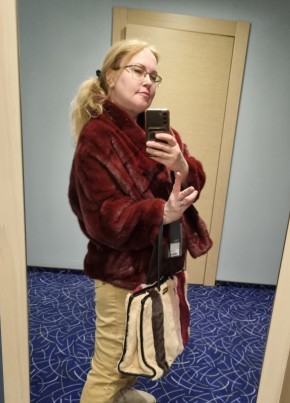 Lara, 51, Russia, Sochi