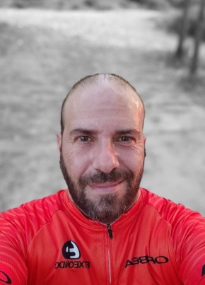Gironi из Girona 48 лет