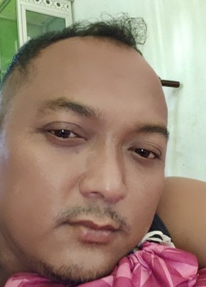 Mas Toro, 43, Indonesia, Kota Metro