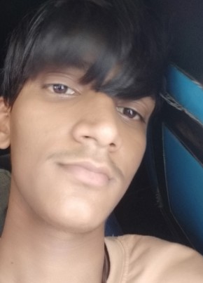 Manish Gupta, 19, India, Deoria