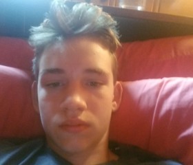 James, 22, Midland