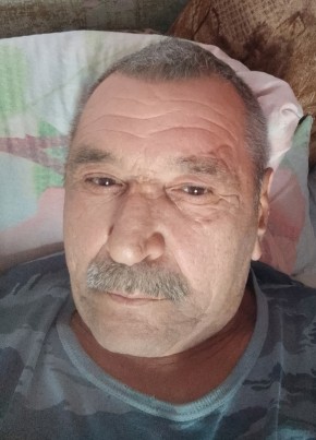 Александр из Тюмени 63 года