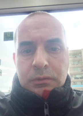 İbrahim из İzmir 46 лет