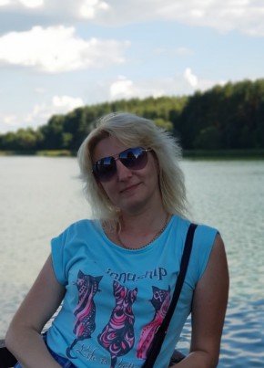 Лариса, 40, Україна, Вишневе