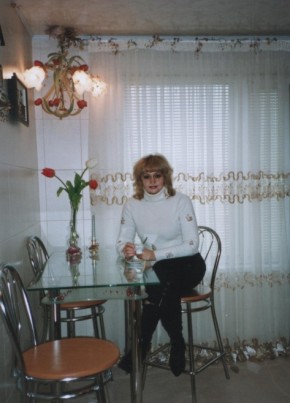 Виолетта, 65, Україна, Київ