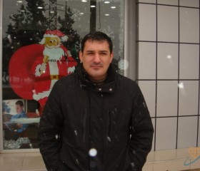 Famil, 46, Baku
