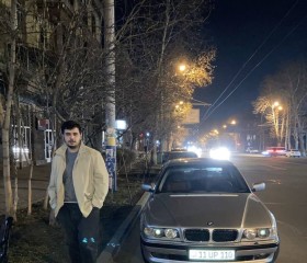 Georgi, 27, Yerevan