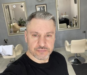 Andrey, 47, Moscow