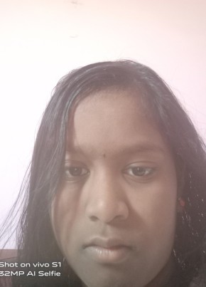 Prianka, 18, India, Hassan