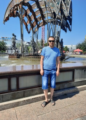 Алексей Овчарук, 46, Россия, Москва