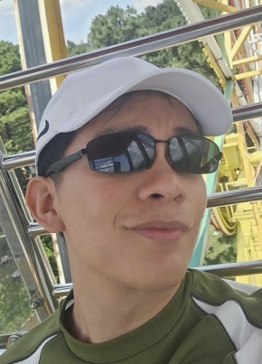 Alex из Mixco 21 год