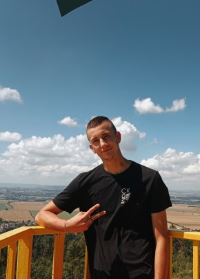 Олег, 24, Česká republika, Olomouc