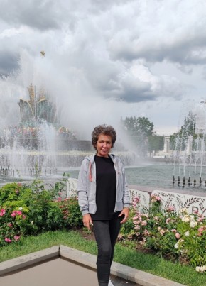 Лана из Москвы 51 год