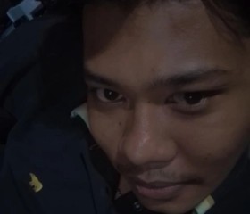Ilham Syam, 23, Surabaya