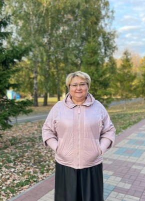 Лилия, 57, Россия, Болгар