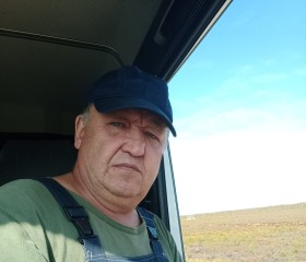 Олег, 55 лет, Заинск
