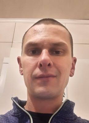 Dmitriy, 36, Belarus, Lida