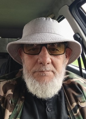 Руслан из Урус-Мартана 57 лет