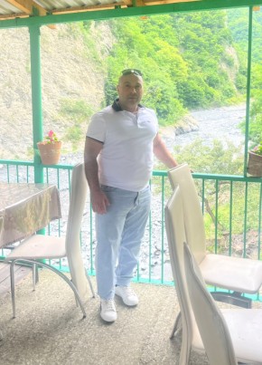 Elsen из Bakı 49 лет