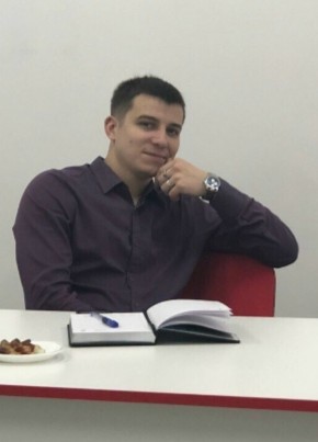 Иван из Полярные Зори 32 года