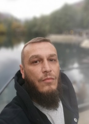 Тахир из Нальчика 39 лет