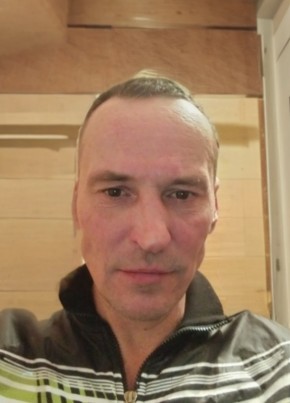 Михаил валерьеви из Североморска 51 год