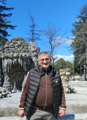 Закир из Горячеводския 57 лет