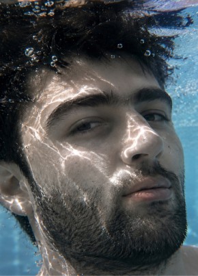 Муин из İstanbul 22 года